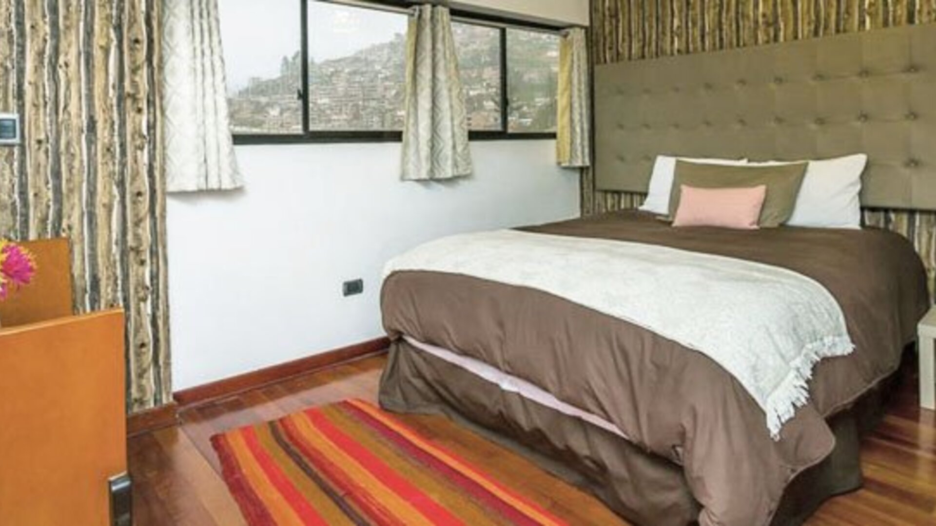 Hotel & Apartments Davesa House