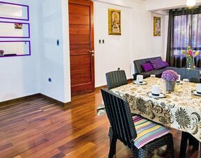 Hotel & Apartments Davesa House