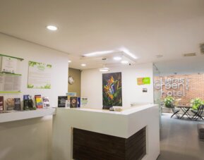 Lleras Green Hotel