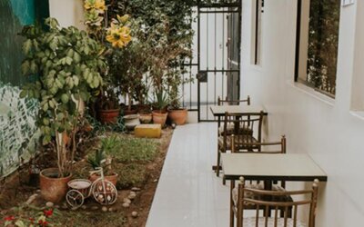 Manhattan Inn Airport Hotel