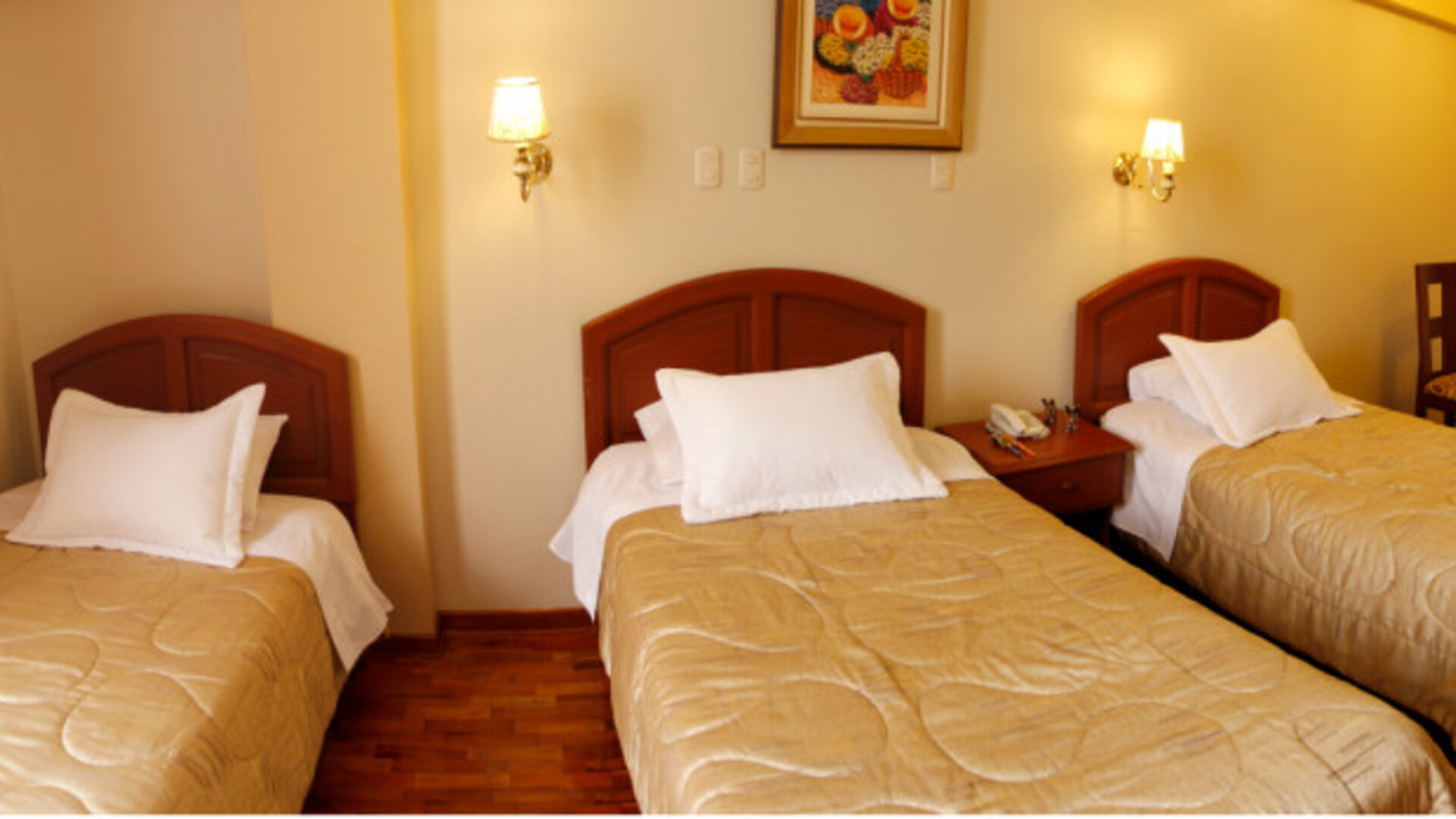 Manhattan Inn Airport Hotel