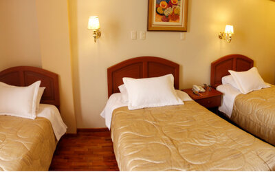 Manhattan Inn Airport Hotel