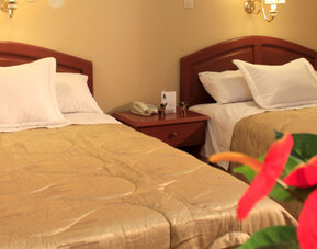 Manhattan Inn Airport Hotel