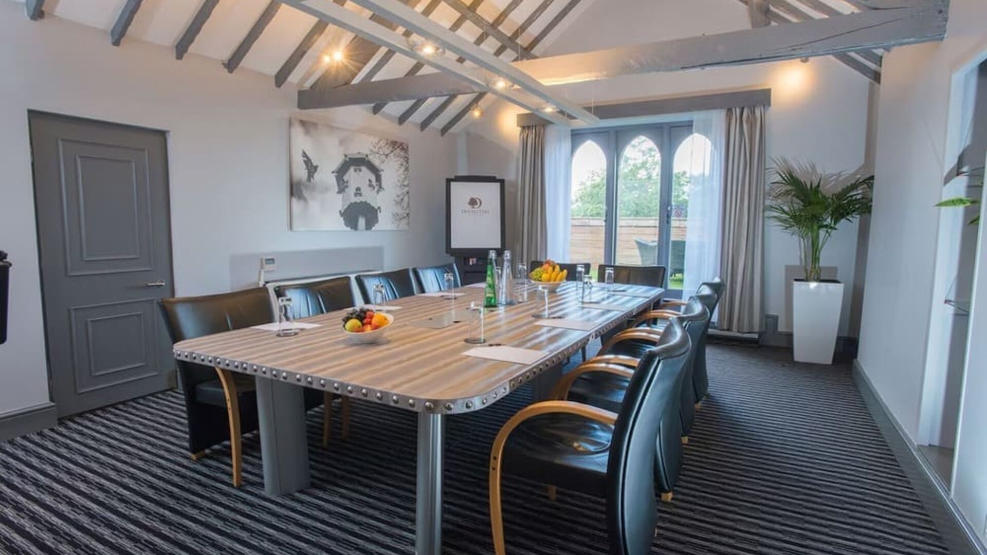 Professional meeting room at DoubleTree By Hilton Bristol South - Cadbury House.