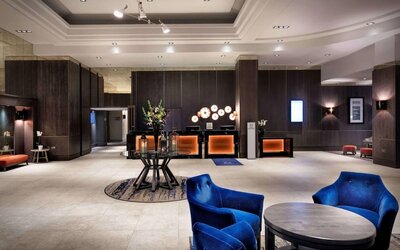 Lobby and coworking lounge at Doubletree by Hilton Glasgow Central.