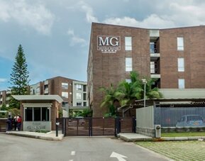 MG Hotel & Suites