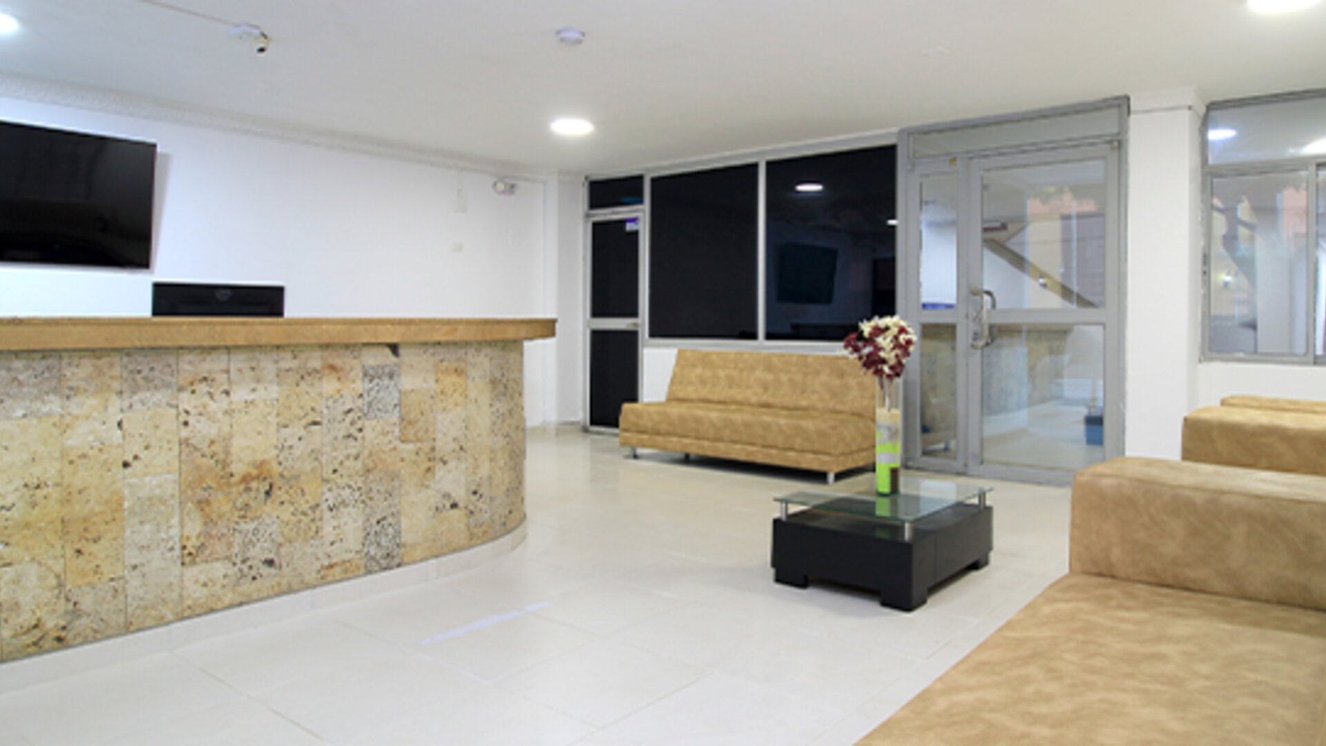 Hotel Rodadero Inn By GEH Suites