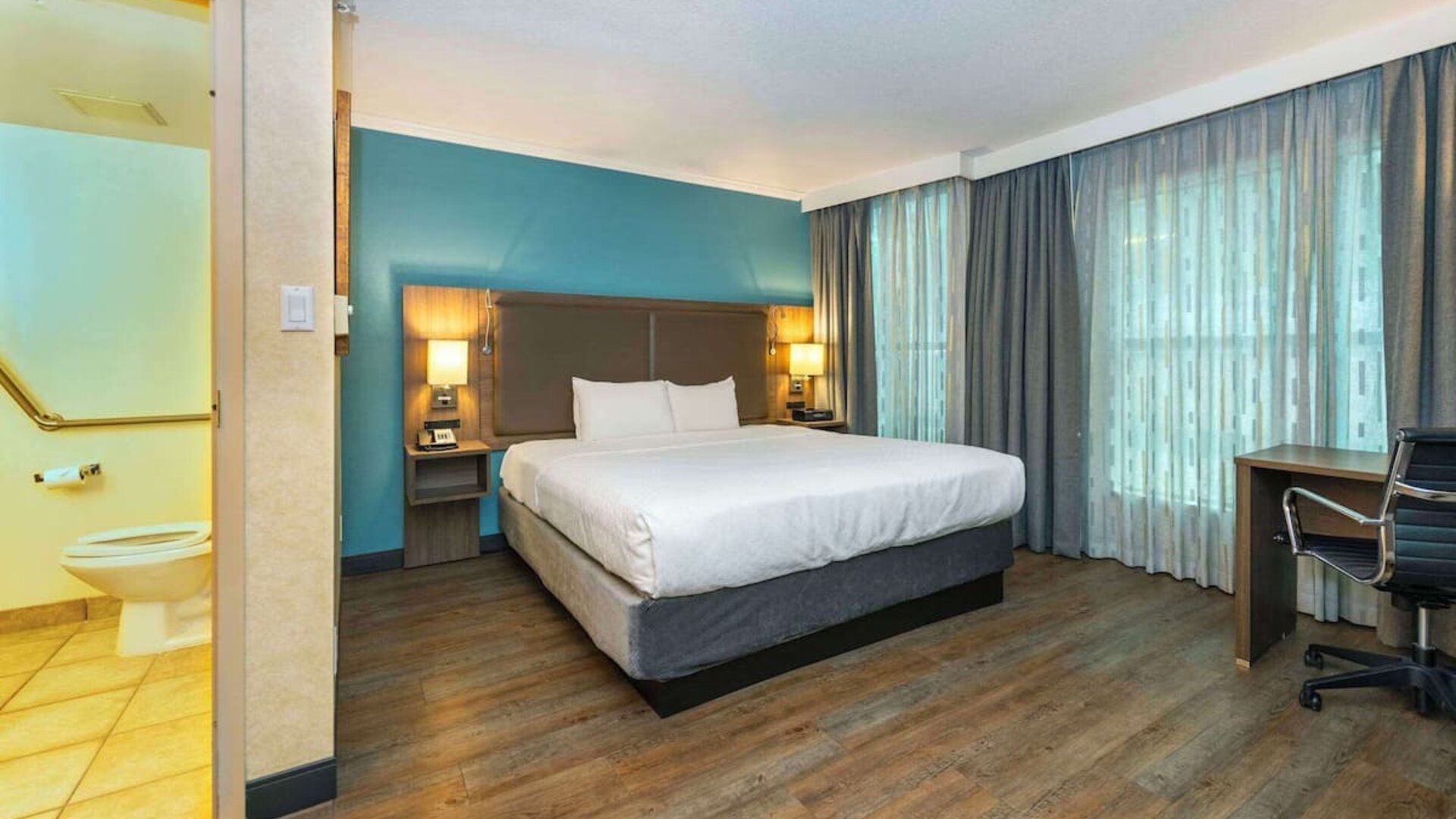 Standard king room at Grand Park Hotel & Suites Downtown Vancouver.