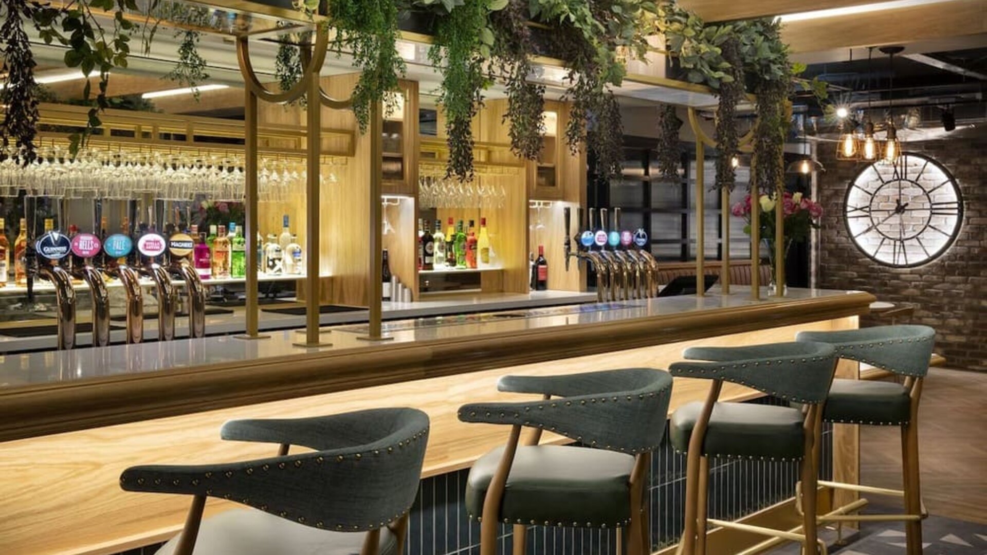 Hotel bar perfect for coworking at Leonardo Hotel Chester.