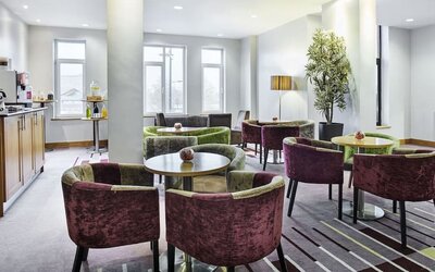 Hotel coffee shop, lounge and coworking at Leonardo Hotel Swindon.