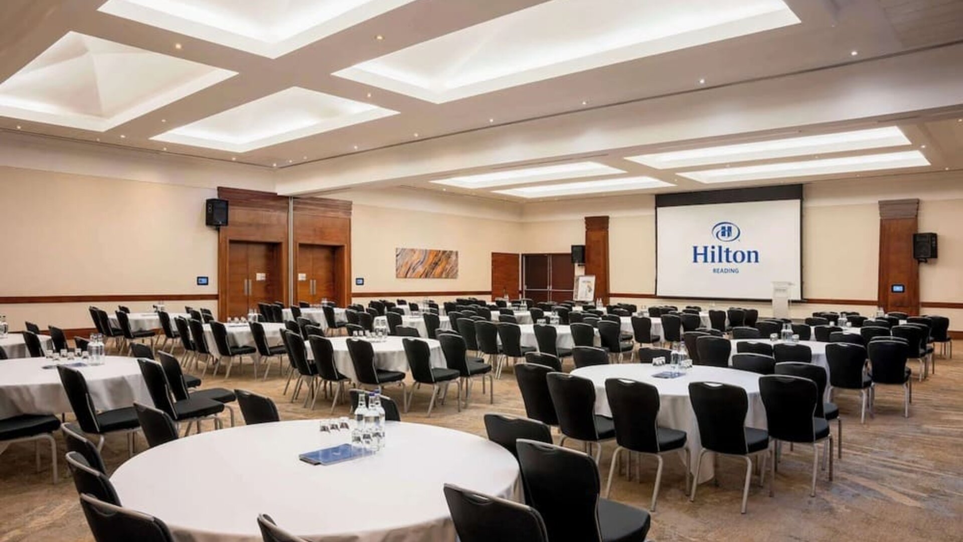 Meeting room for a large crowd at the Hilton Reading.