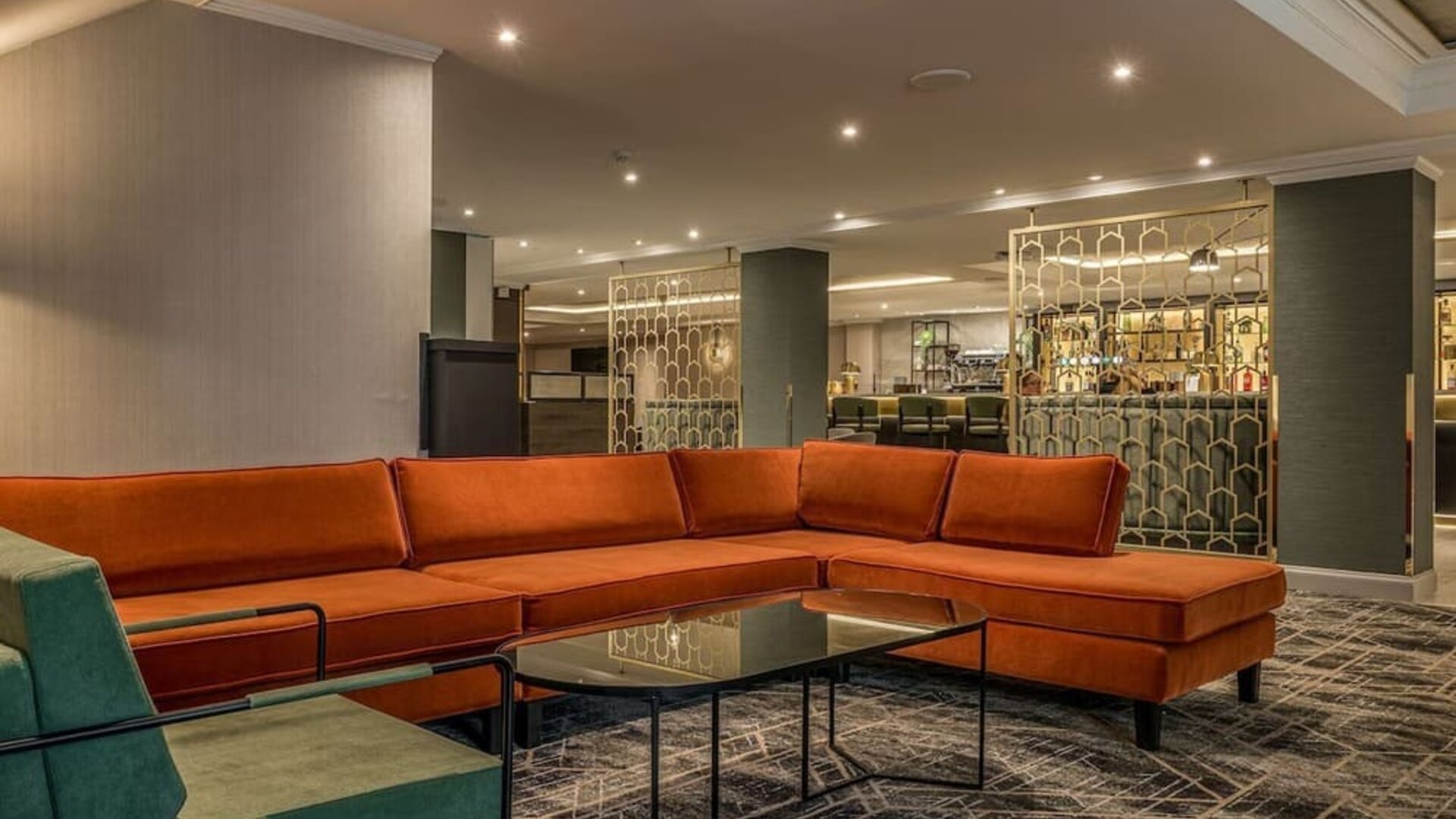 Comfortable lounge area  at Hilton London Watford.