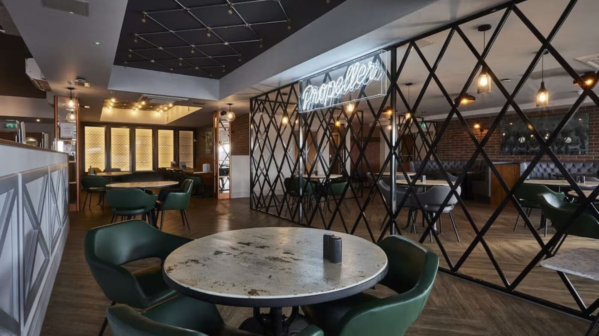 Dining area perfect for coworking at Hampton By Hilton Humberside Airport.