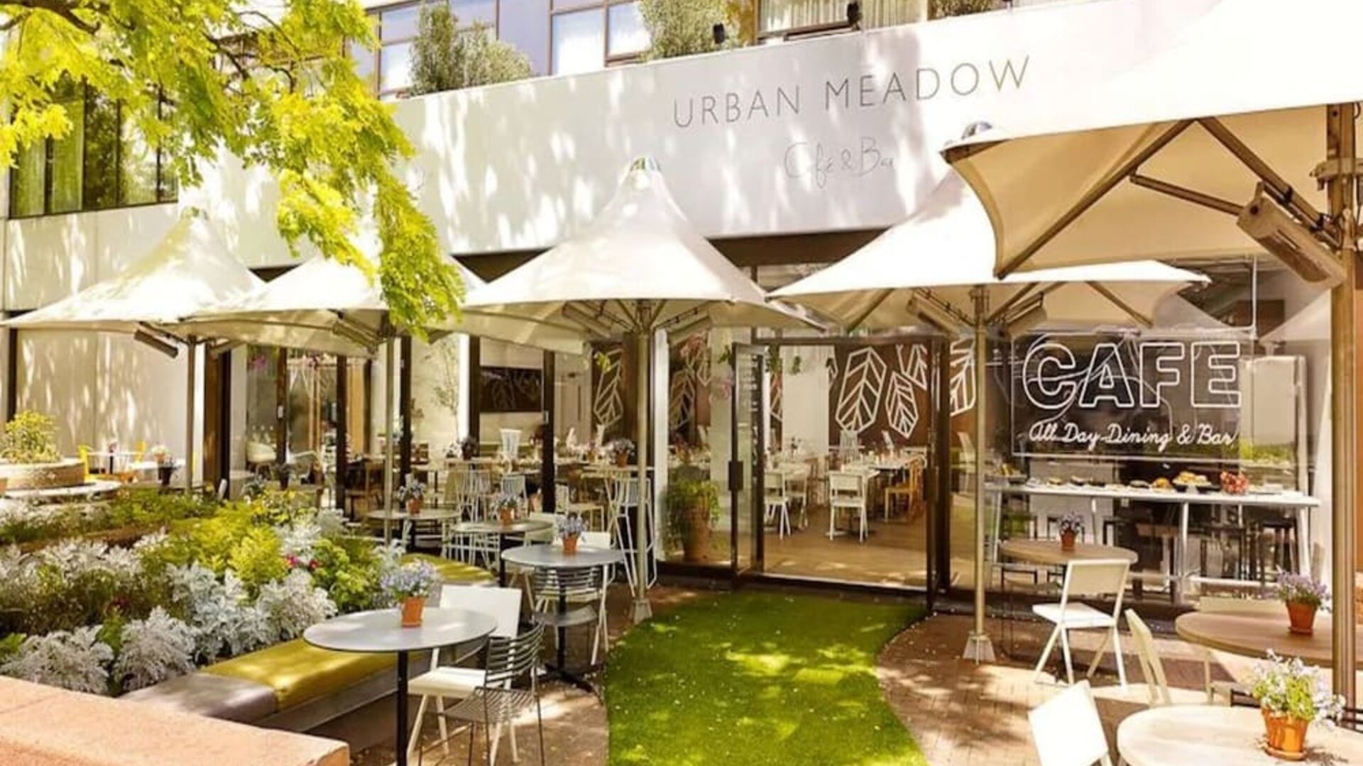 Outdoor patio perfect for co-working  at DoubleTree By Hilton London - Hyde Park.