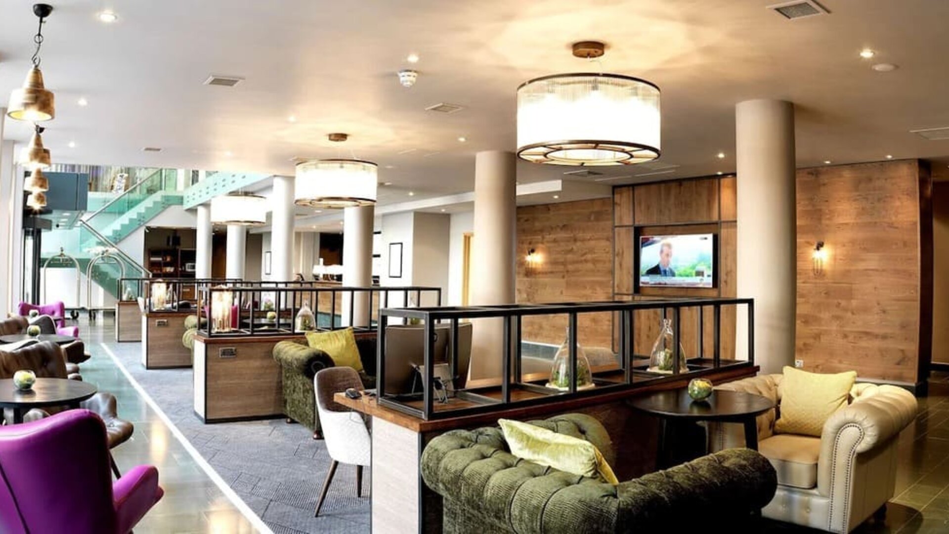 Comfortable lobby workspace at the Hilton Garden Inn Birmingham Brindleyplace.