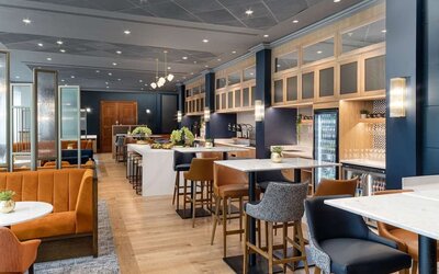 Hotel coffee shop and lounge area with comfortable sitting perfect for co-working at the Hilton Birmingham Metropole.