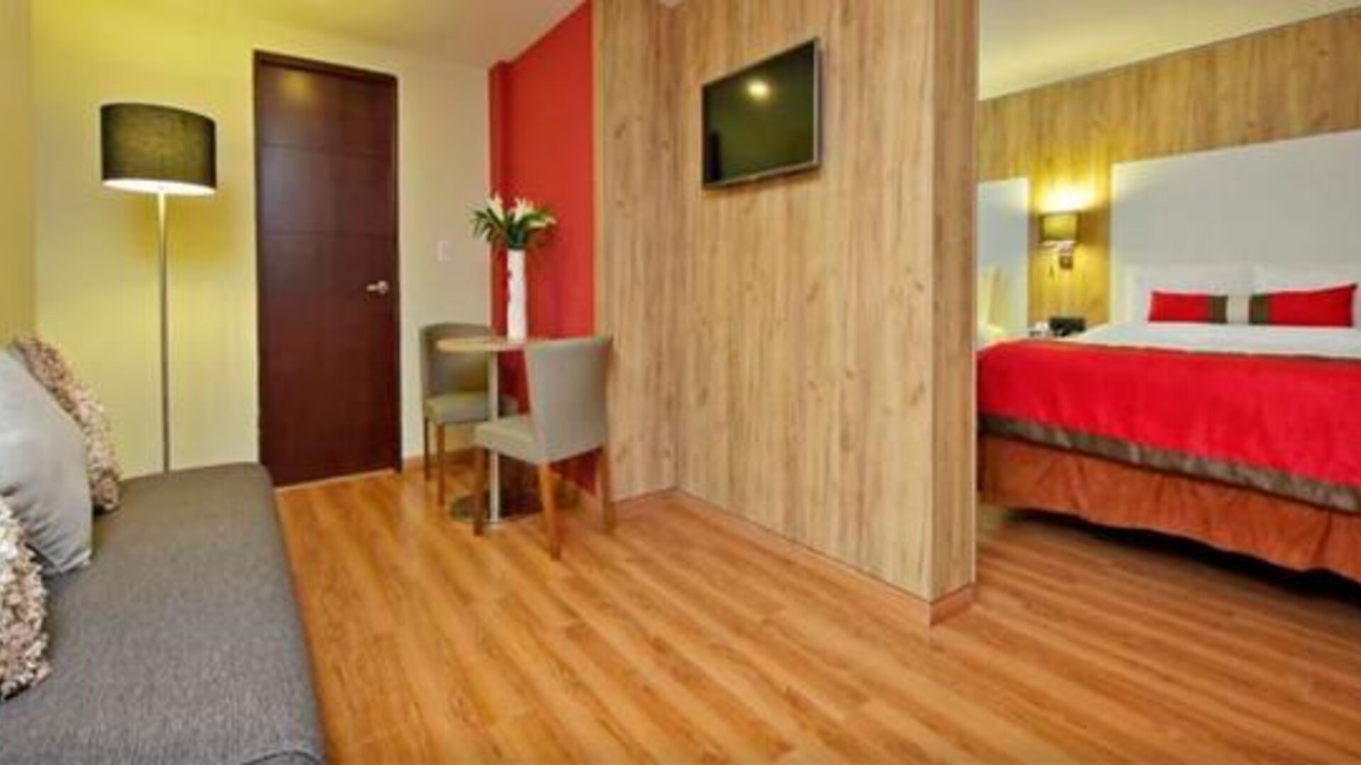 Hotel Ramada Panama Centro via Argentina