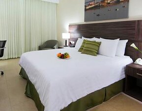 Victoria Hotel & Suites