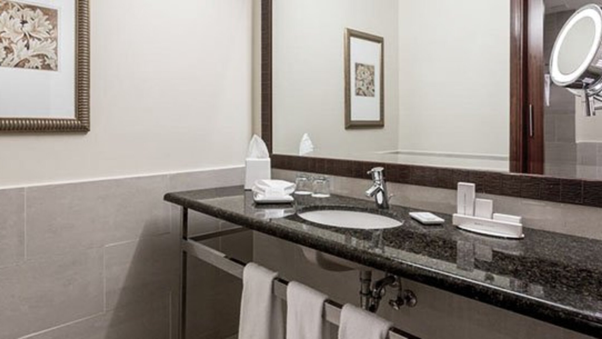 Courtyard by Marriott Panama Multiplaza Mall