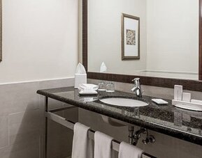 Courtyard by Marriott Panama Multiplaza Mall