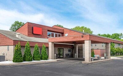Hotel exterior at Coratel Inn & Suites By Jasper River Falls.