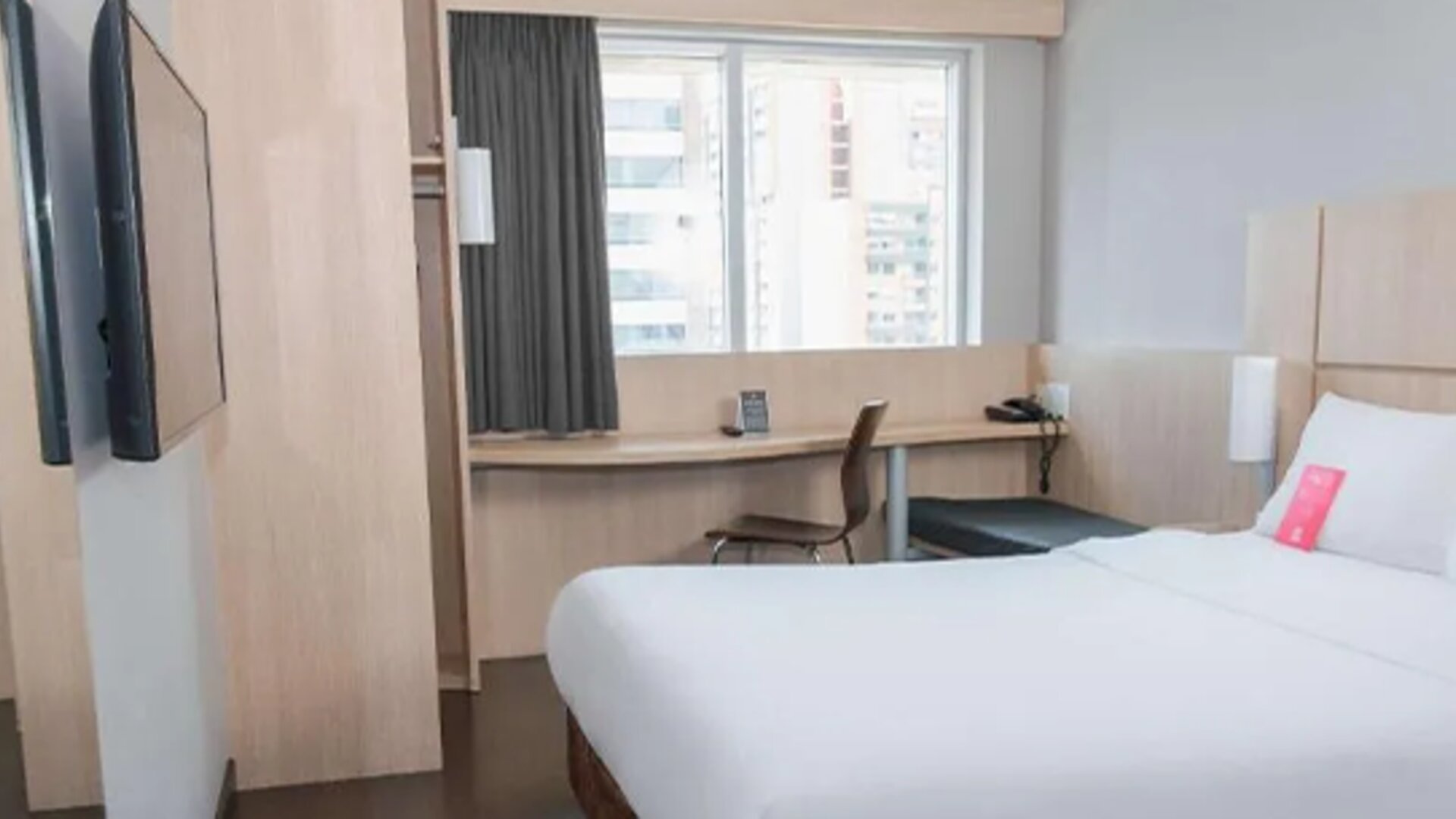 Ibis Medellín