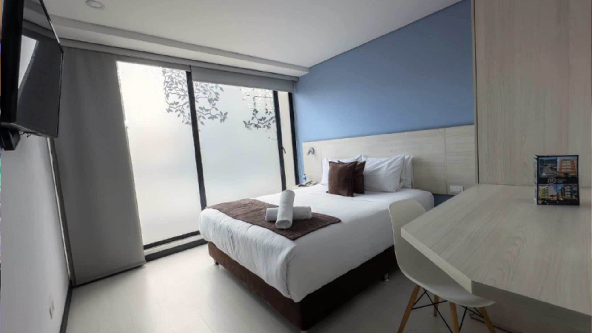 Regency Boutique La Feria