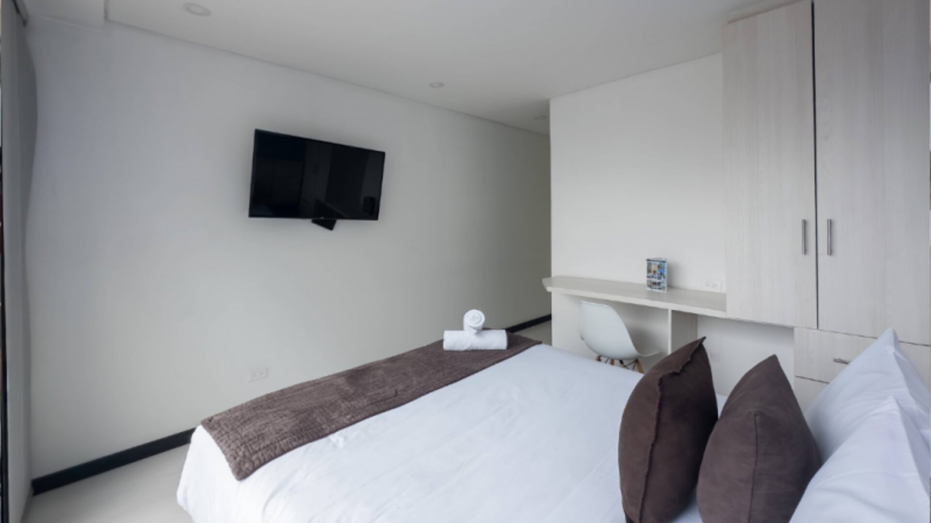 Regency Boutique La Feria