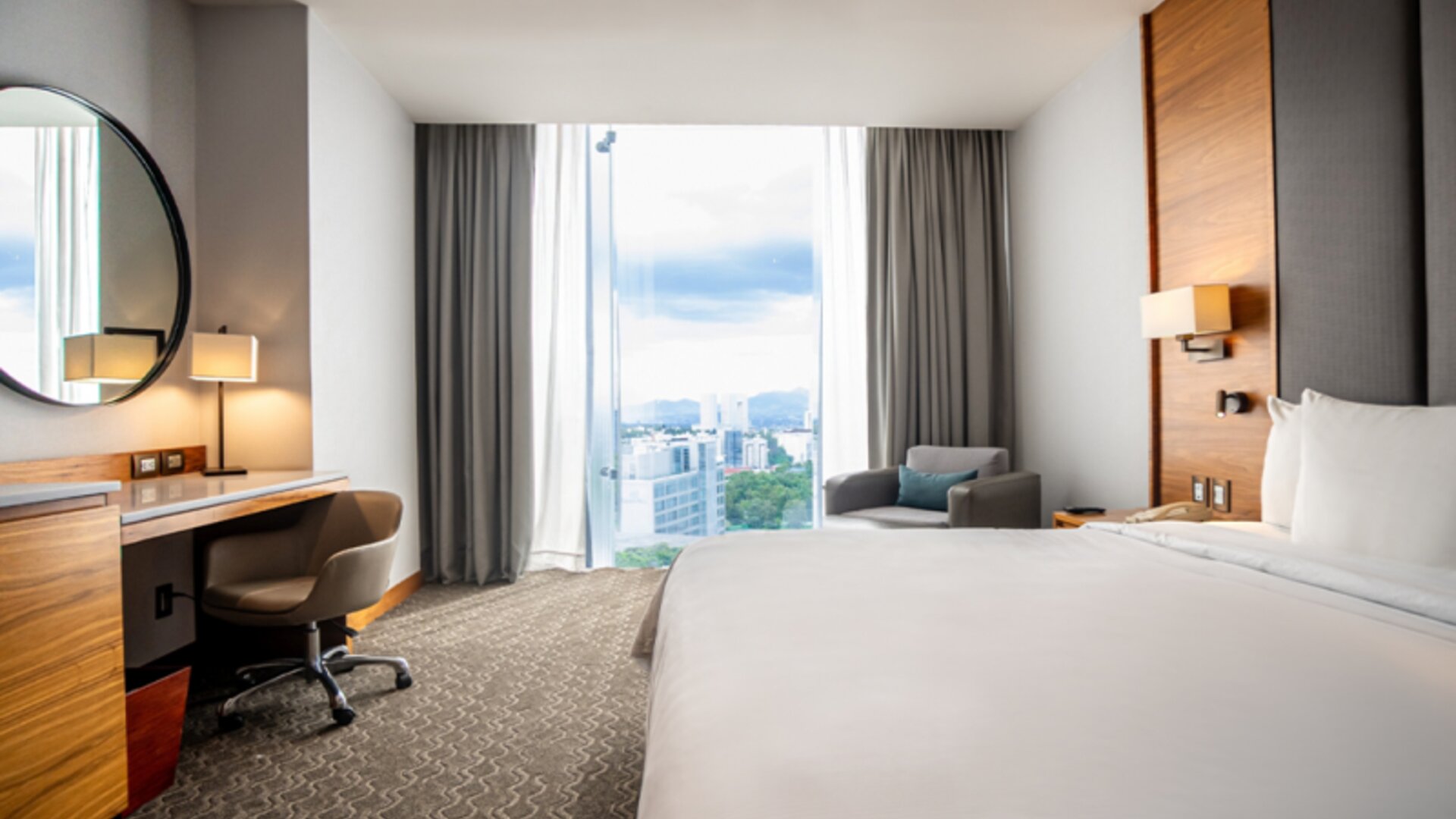 DoubleTree by Hilton Hotel Mexico City Santa Fe