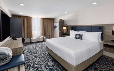 Day use room with TV at Wyndham DFW Airport.