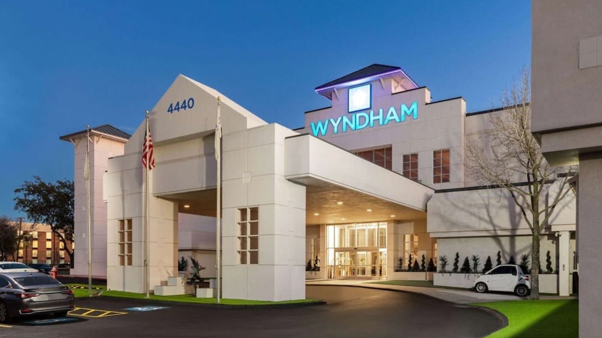 Hotel exterior at Wyndham DFW Airport