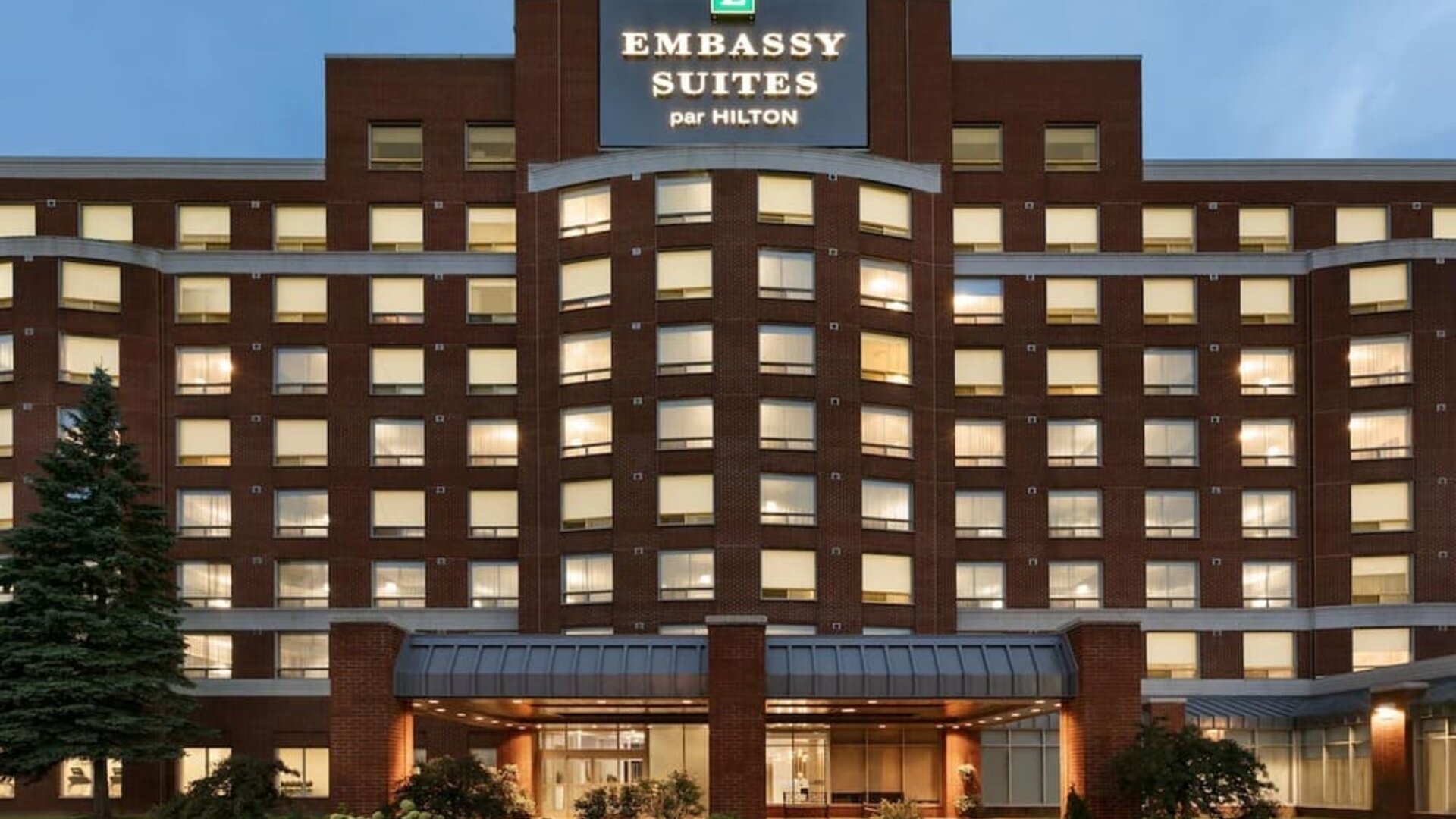 Hotel entrance at the Embassy Suites by Hilton Montreal Airport.
