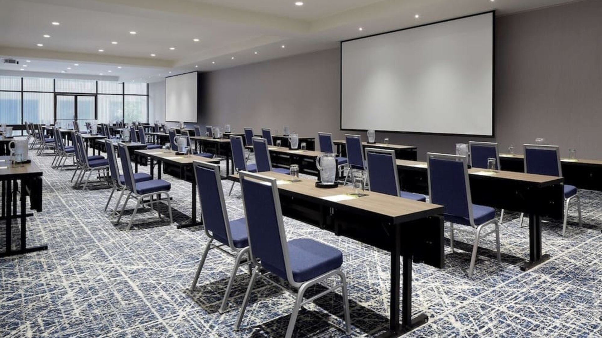 Large meeting room at DoubleTree By Hilton Montreal.
