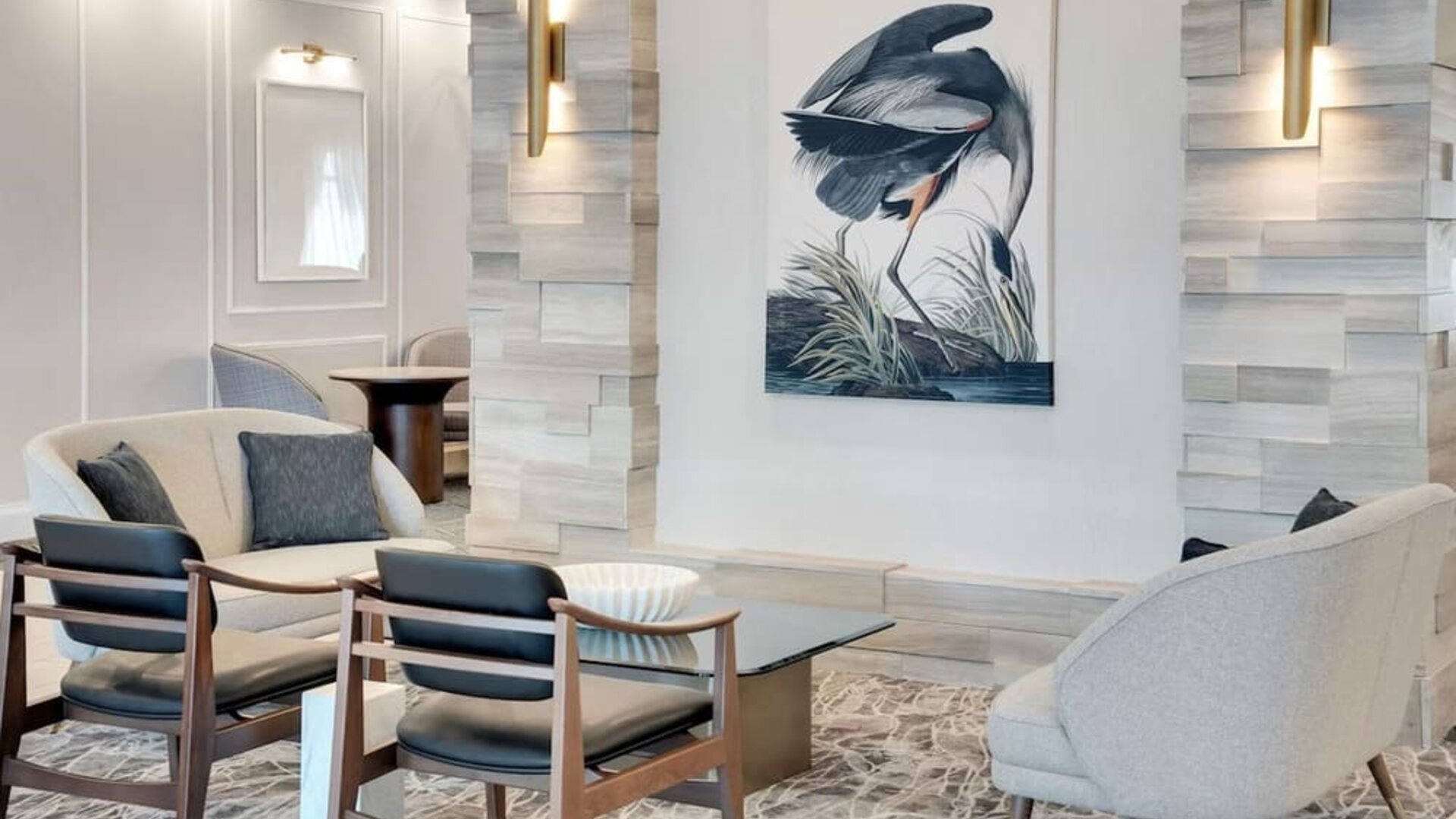 Hotel lobby lounge at Homewood Suites By Hilton Toronto-Markham.