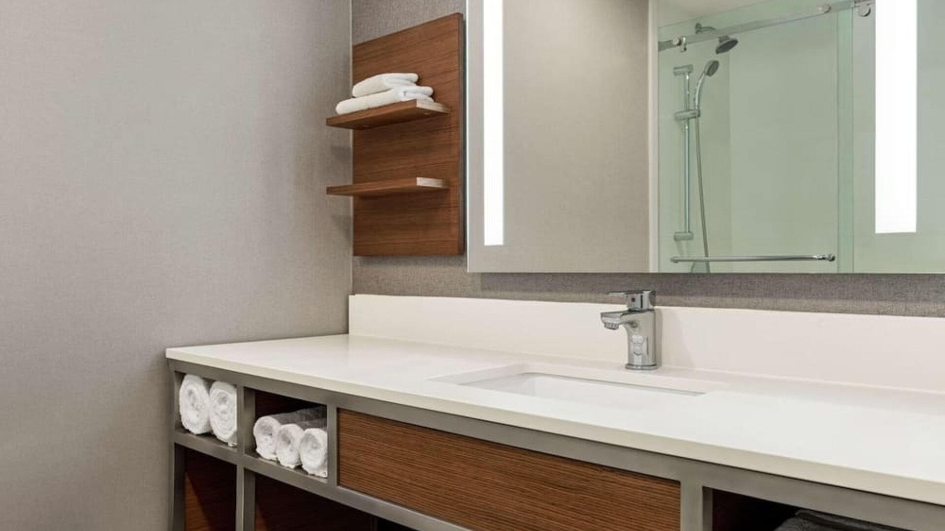 Private guest bathroom with shower at the Hilton Garden Inn Kitchener/Cambridge.