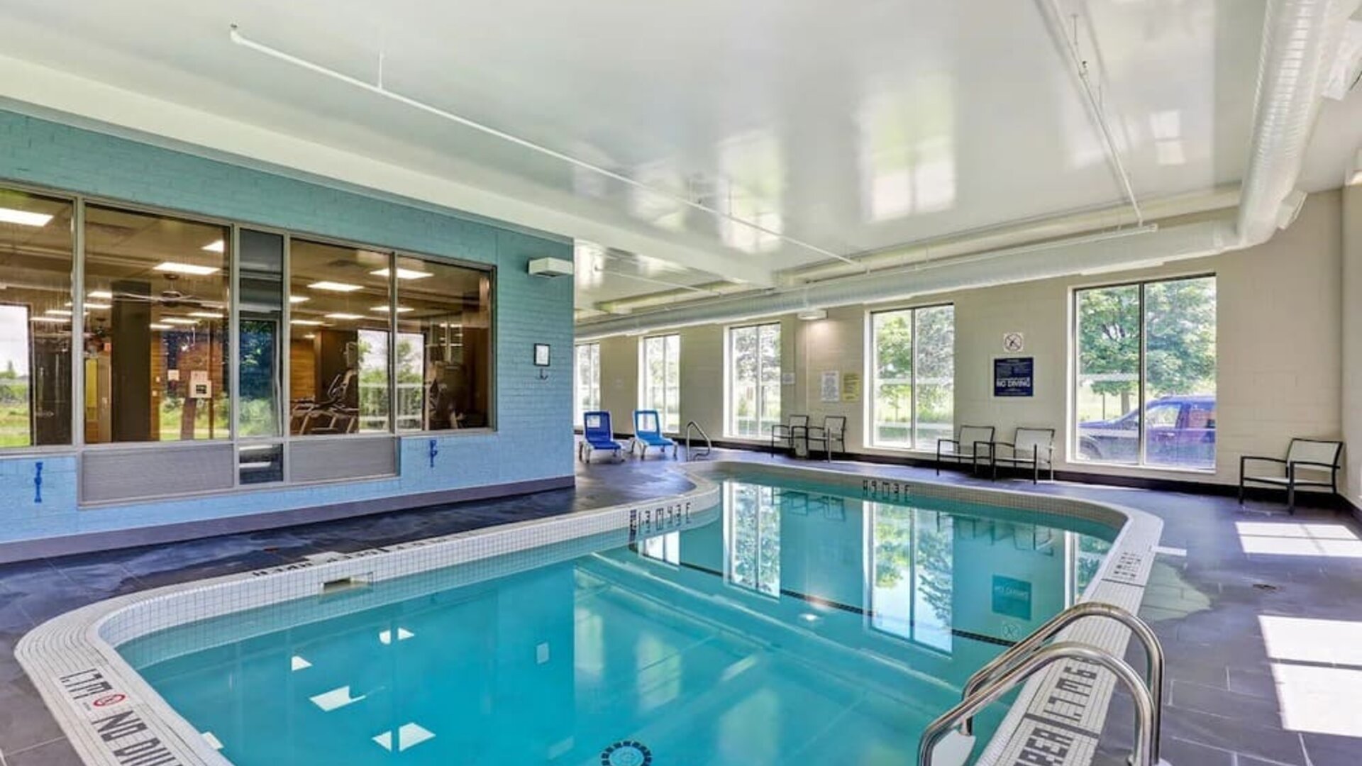 Relaxing indoor pool at the Four Points By Sheraton St Catharines Niagara Suites.