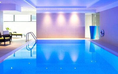 Refreshing indoor pool at Novotel London Paddington.
