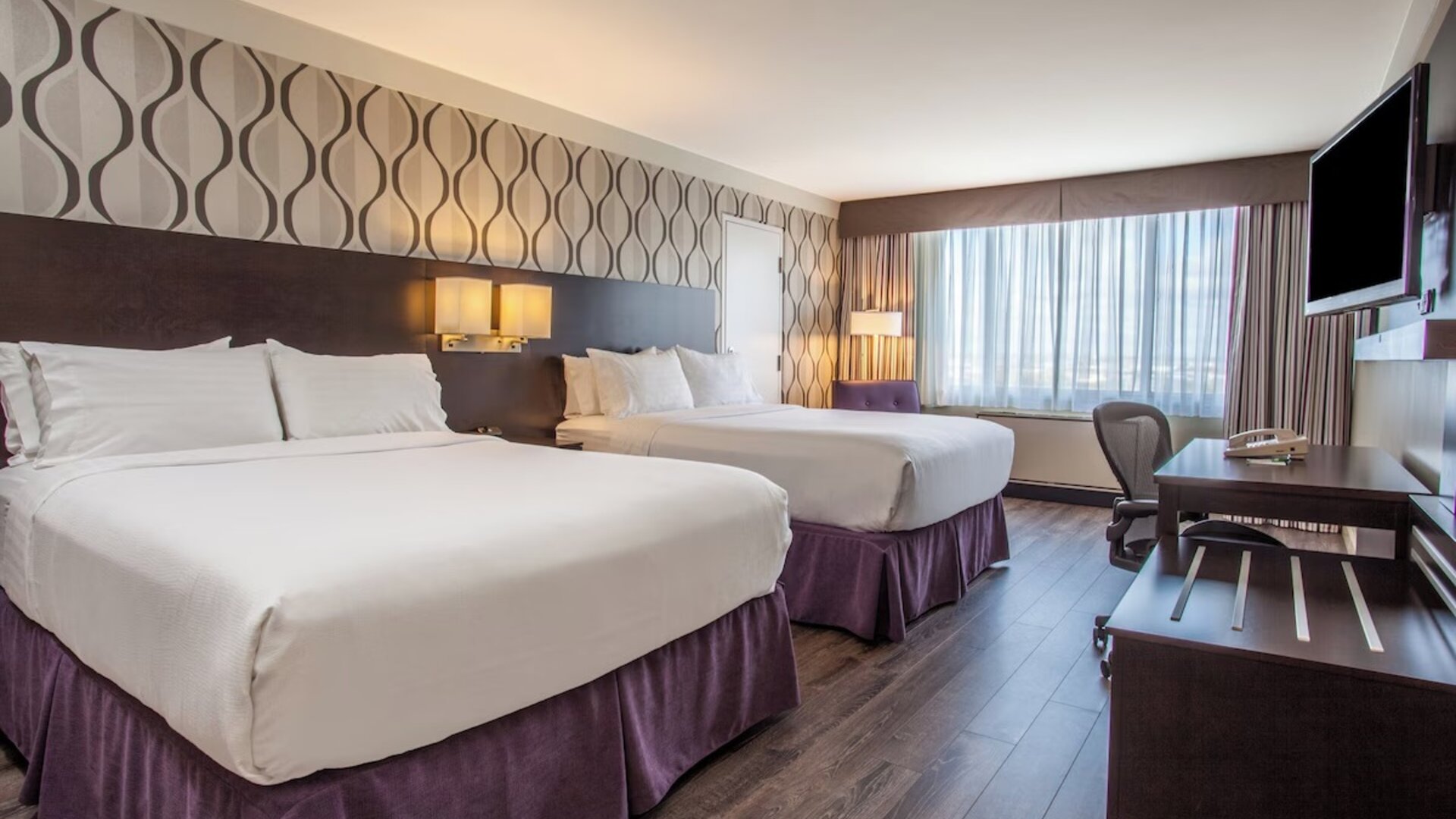 Day use twin room at Holiday Inn Toronto International Airport.