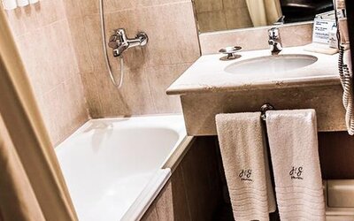 Howard Johnson Plaza Florida