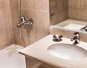 Howard Johnson Plaza Florida