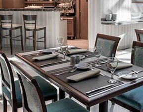 Howard Johnson Plaza Florida