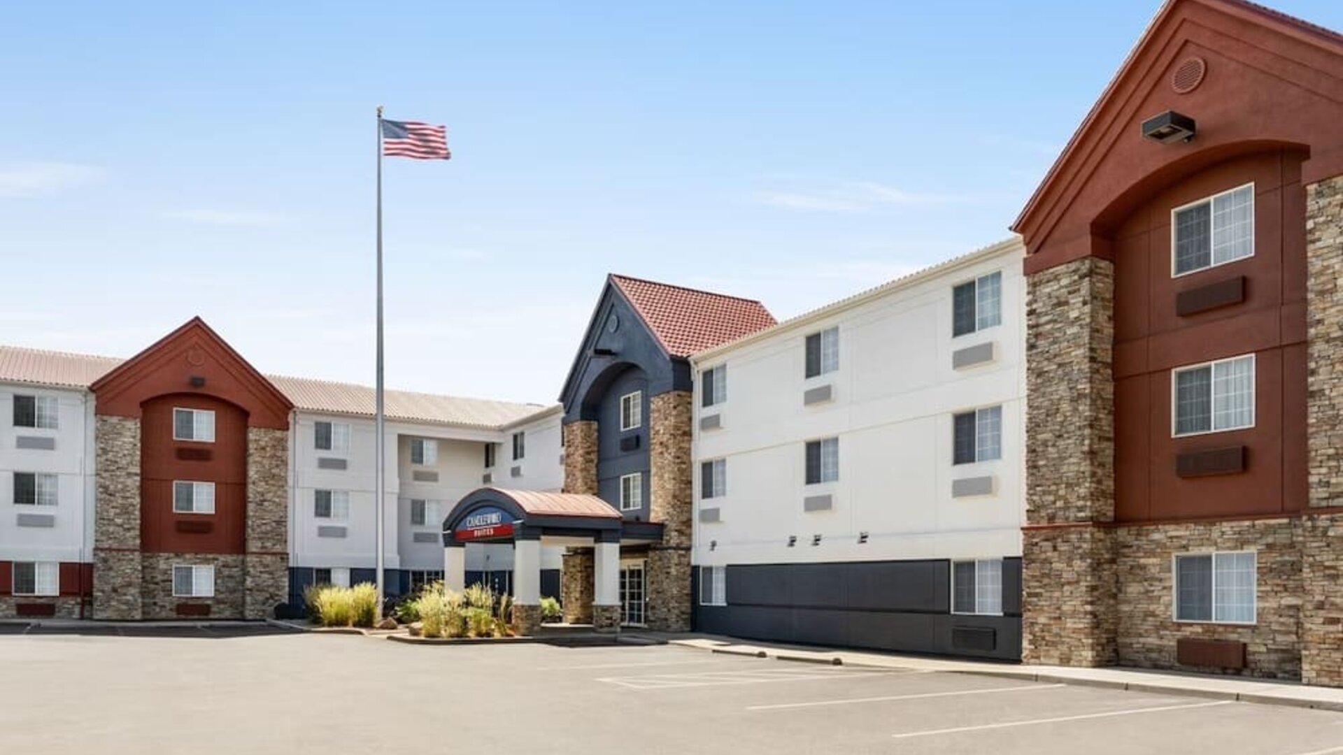 Hotel exterior at Candlewood Suites Meridian.