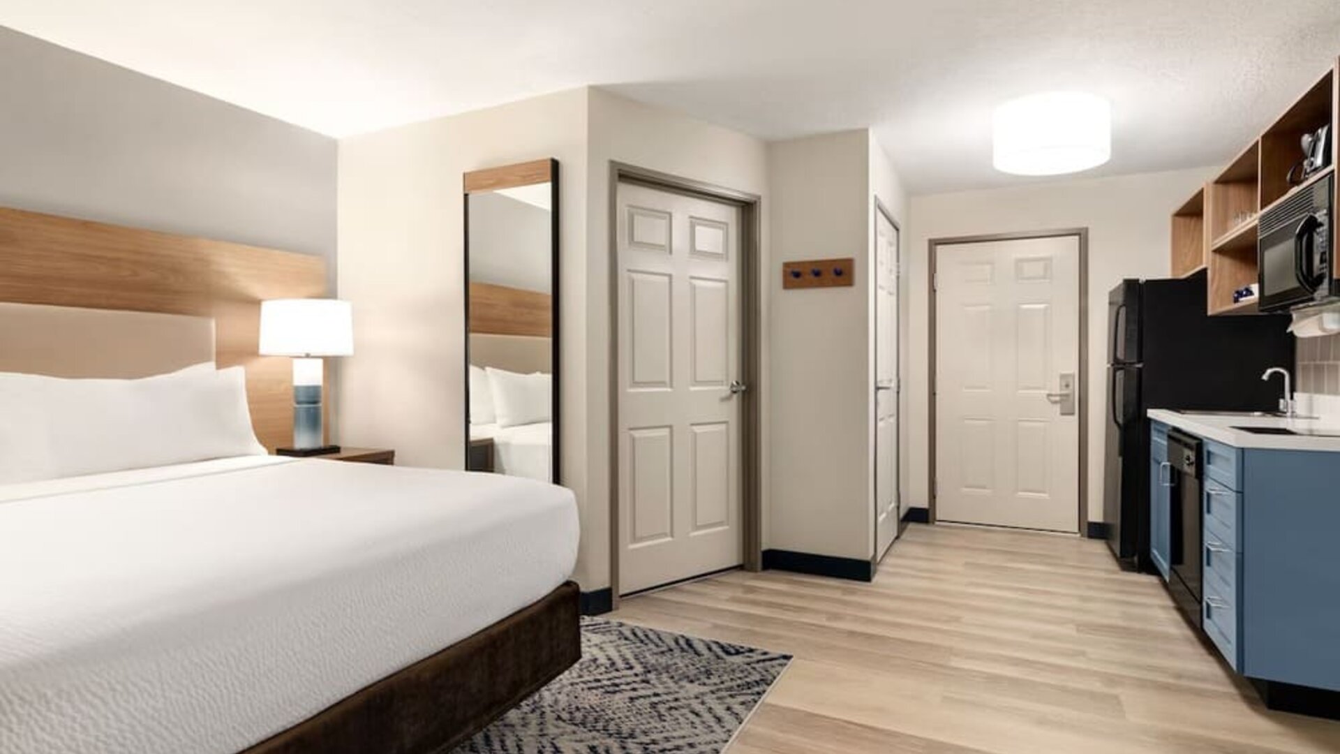 Spacious day use room at Candlewood Suites Meridian.
