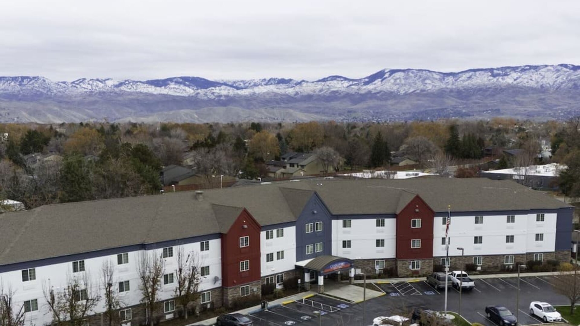 Hotel exterior at Candlewood Suites Boise.