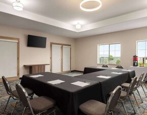Meeting room at La Quinta Inn & Suites - North Stone Oak.