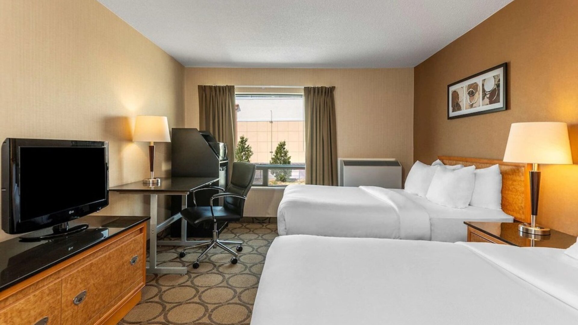 Day use twin room at Comfort Inn Parry Sound.