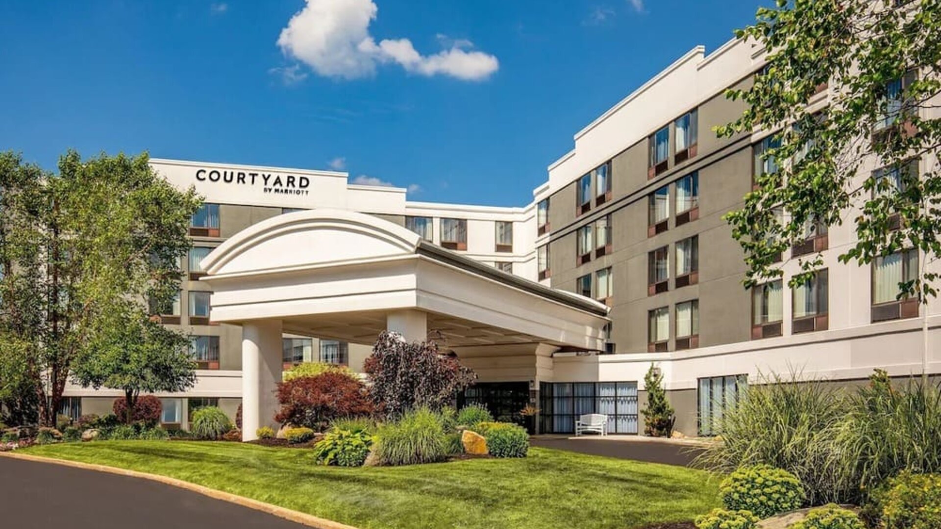 Hotel exterior at Courtyard Boston Marlborough.