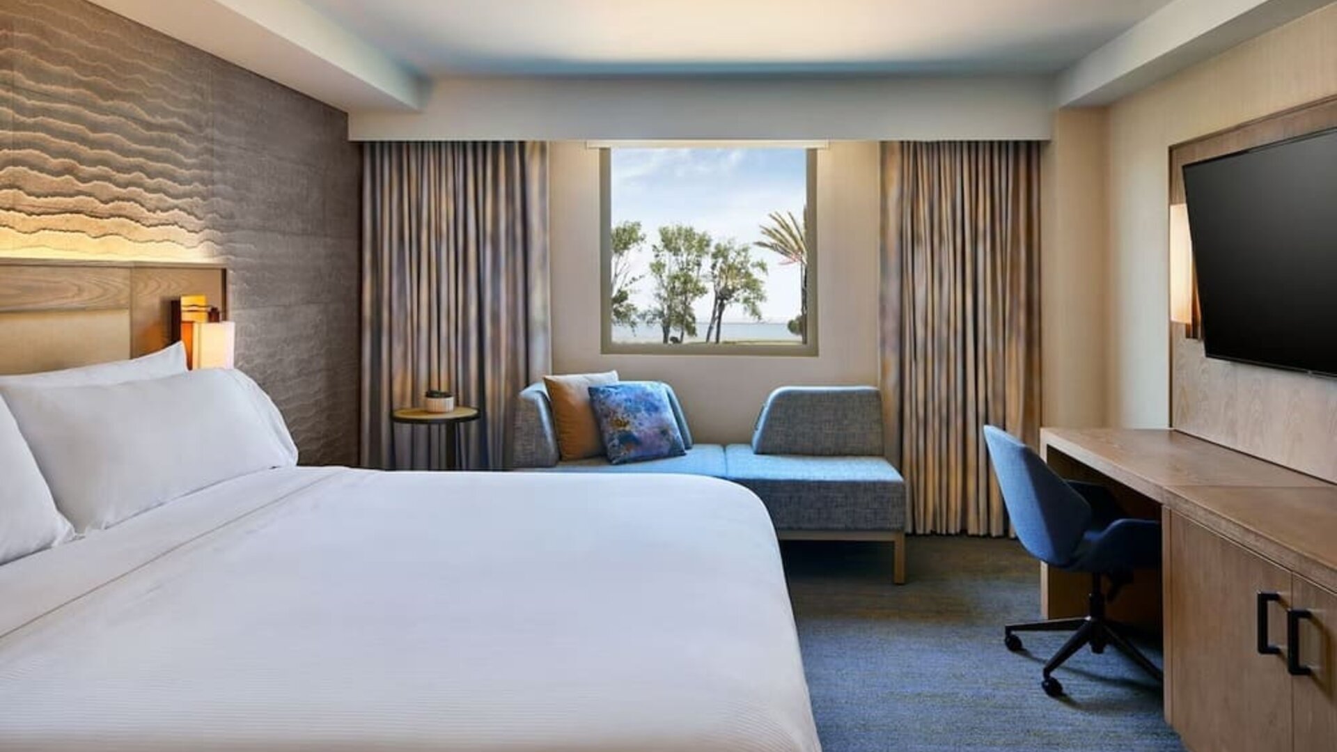 Day use room with work desk at The Westin SFO Airport.