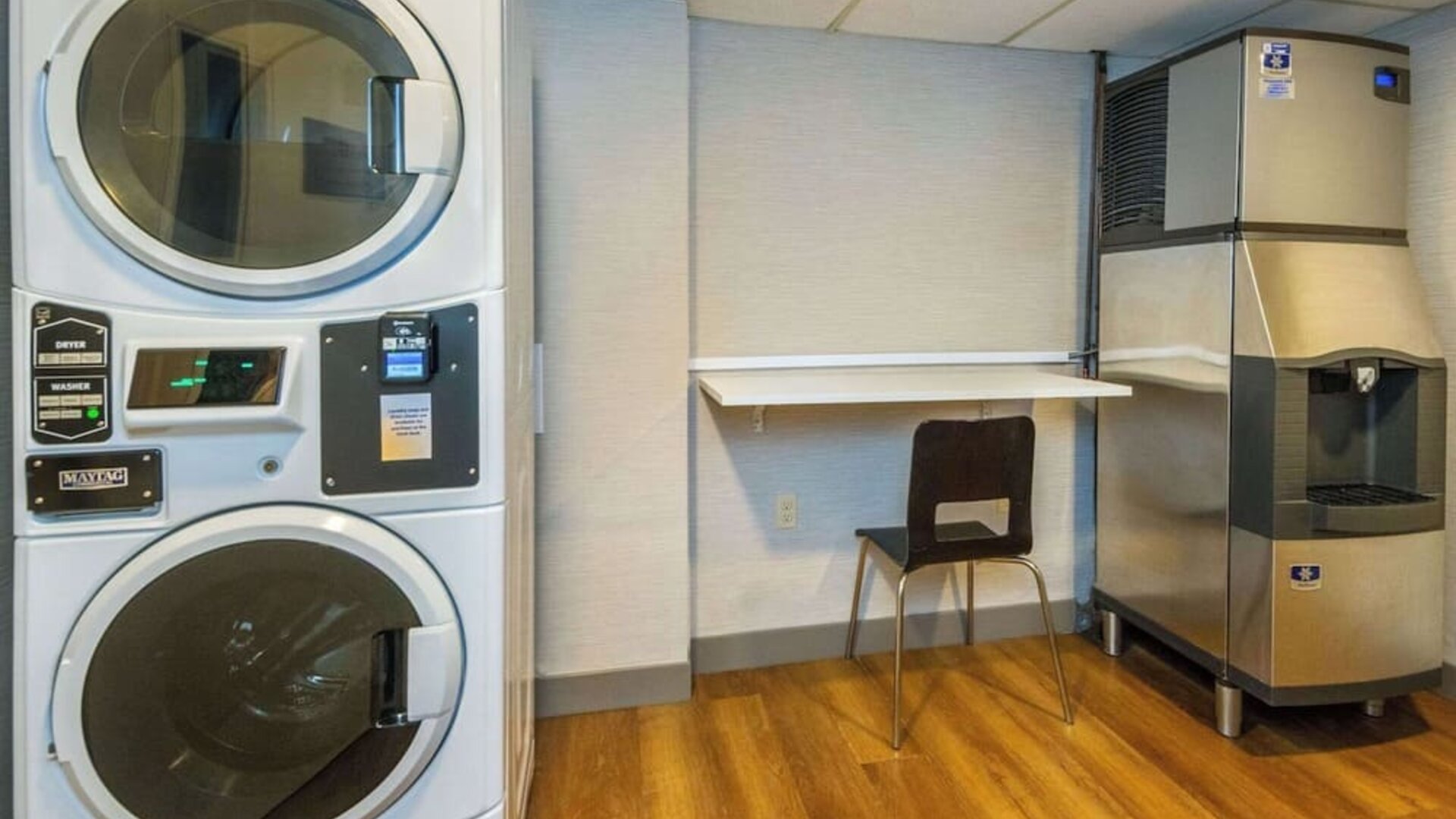 Laundry room at Comfort Inn Kingston HWY 401.