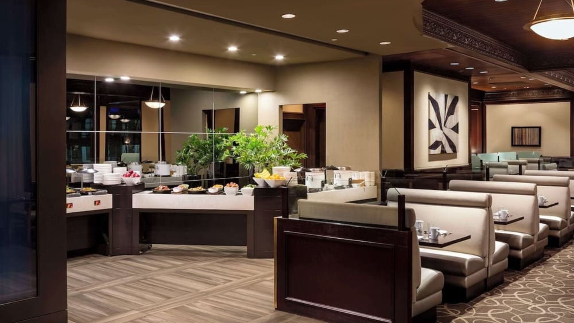 Dining area at Hyatt Regency Vancouver.